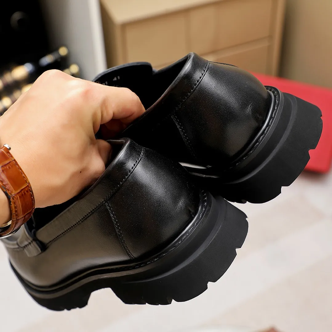 Men's shoes 💰460 🔥Ferragamo's new men's casual slip-on shoes🇨🇳Official website original 1:1 mold, original quality💯Fine workmanship, high-end luxury☘The upper is made of imported Italian first-layer cowhide🌴🐂Leather lining🍓Rubber wear-resistant and non-slip outsole, breathable and comfortable to wear🍍The first choice for high-grade men🍉3 colors available! Code number 38-45……